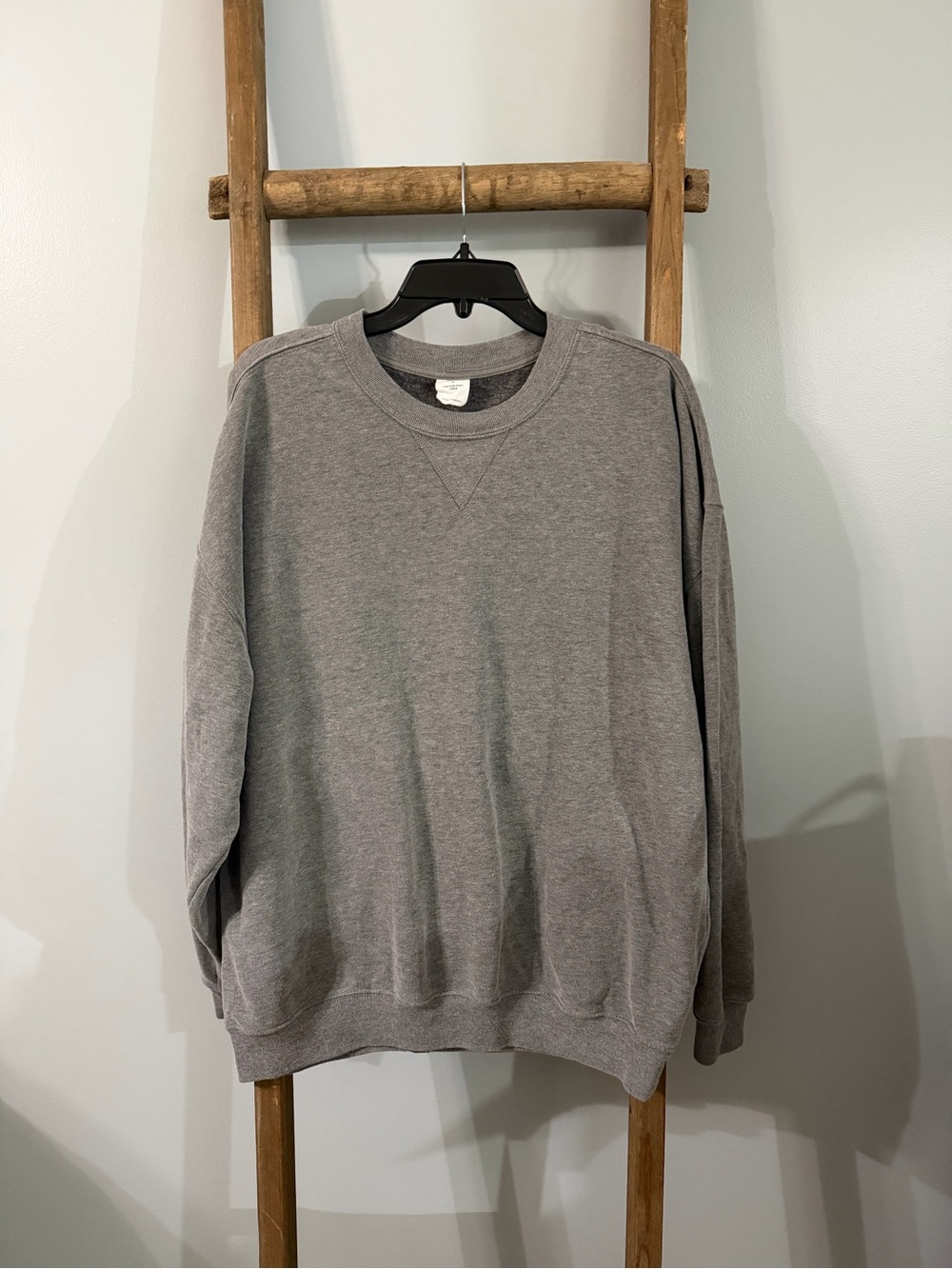 GAP Gray Crewneck Sweatshirt